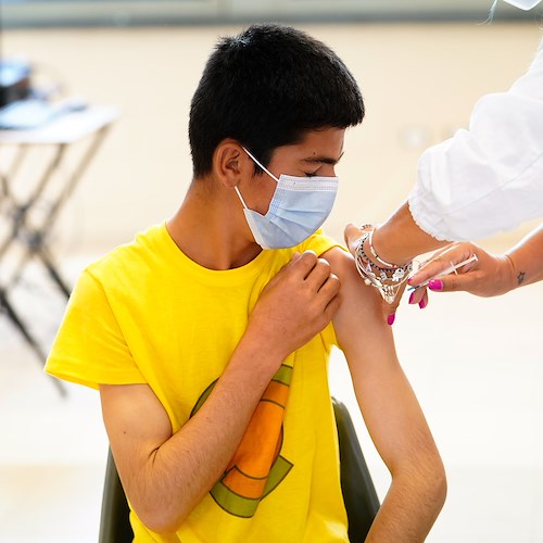 Profughi afghani, iniziate le vaccinazioni in Campania. Proseguono attività di cura e assistenza