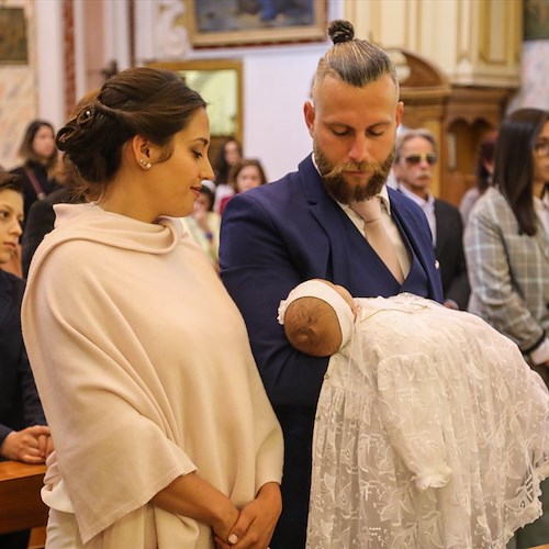 Promessa di Matrimonio per Erika e Luigi con il battesimo della piccola Matilde