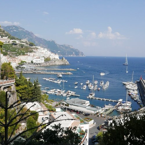 Pulizia fondali: al porto di Amalfi immersione con i ragazzi dell’Area Penale di Napoli