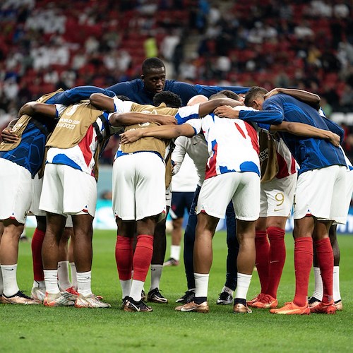 Qatar, l'altra finalista è la Francia che batte il Marocco 2-0. Macron: "Deschamps è uno che vince le finali"