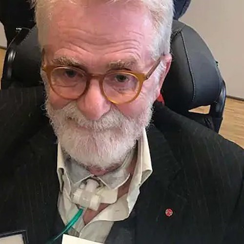 Raffaele Gentile, il maestro del teatro di Salerno sceglie l’eutanasia: «Voglio ritrovare la mia serenità»