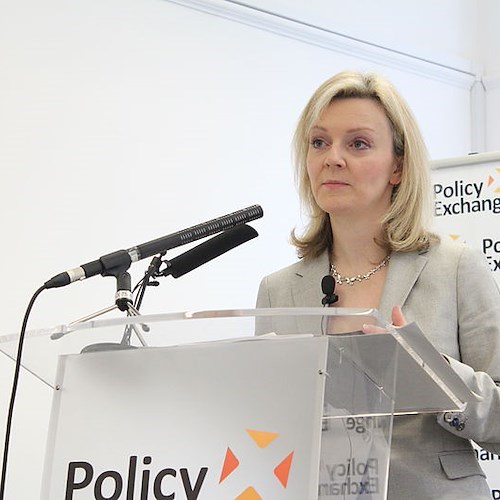 Regno Unito, governo guidato da Liz Truss a rischio