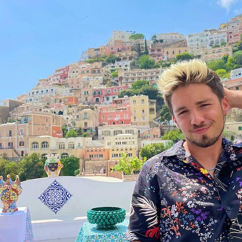 Relax tra Ravello e Positano per Matteo Pelusi, youtuber del duo "Matt & Bise" 