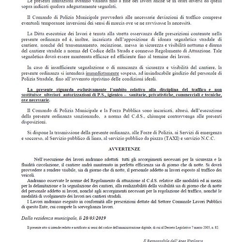 Rifacimento manto stradale: la Polizia Municipale dirama l'avviso per i divieti di sosta 