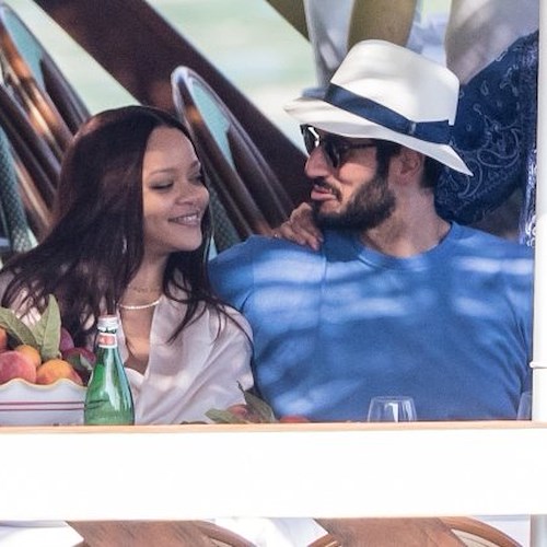 Rihanna è incinta di Hassan? La coppia fu avvistata lo scorso giugno in Costa d’Amalfi