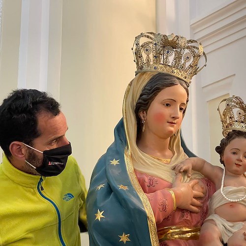 Riposizione della sacra statua della Madonna delle Grazie a Montepertuso /Foto Video