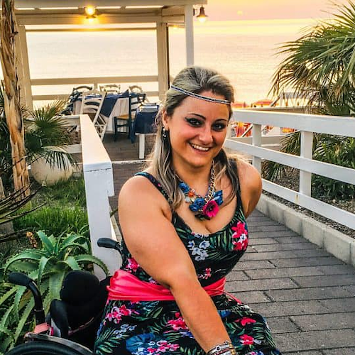 Roberta nominata Cavaliere della Repubblica ma non può ritirare l'onorificenza: «Sul treno non entra la carrozzina»