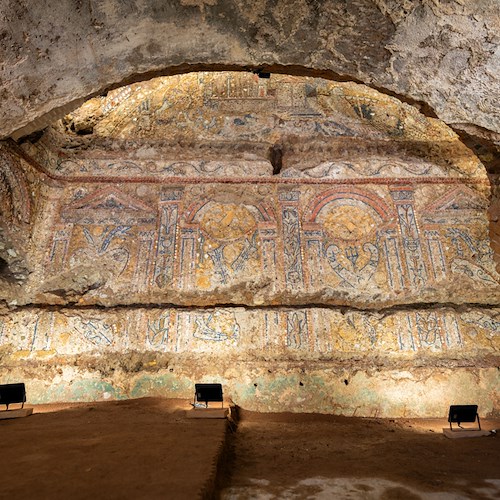 Roma, al Colosseo scoperti i resti di un’antica domus con mosaici rarissimi<br />&copy; Ministero della Cultura