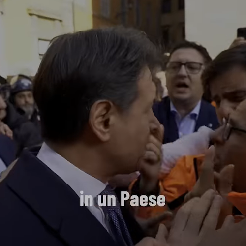 Roma, Conte alla manifestazione di protesta sul Superbonus: «Mi sono fatto carico della disperazione dei lavoratori»