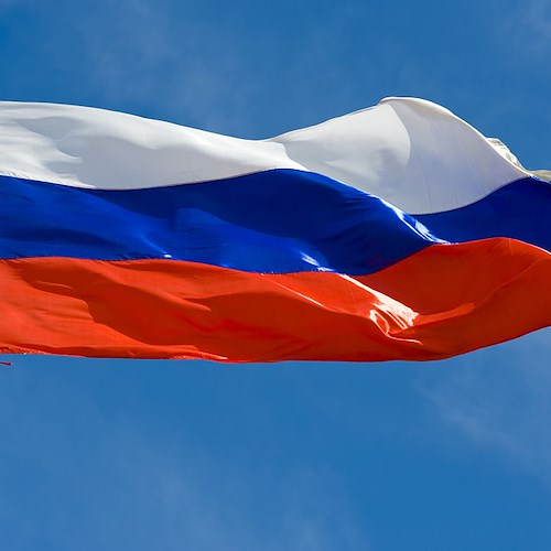 Russia, Zakharova: «UE ci ricatta, ormai è diventata un dipartimento Nato»