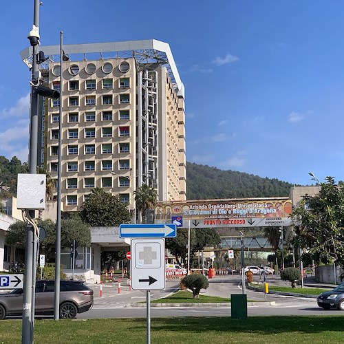 Ospedale di Salerno <br />&copy; Massimiliano D'Uva