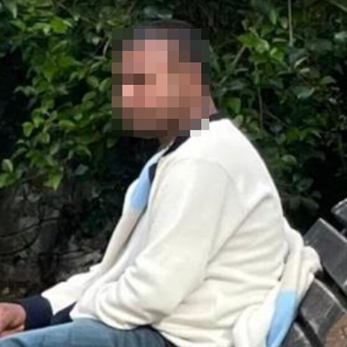 Salerno, si reca al parco giochi e si masturba davanti ai bambini: arrestato straniero 