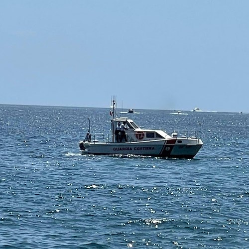 Salerno, weekend impegnativo per la Guardia Costiera: imbarcazioni e bagnanti in difficoltà ad Agropoli e Palinuro 