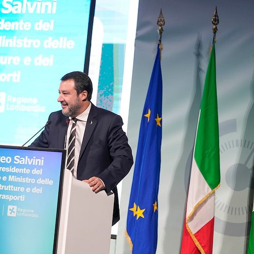 Salvini insiste per il Ponte sullo Stretto: «Progetto prioritario, via ai lavori tra due anni»