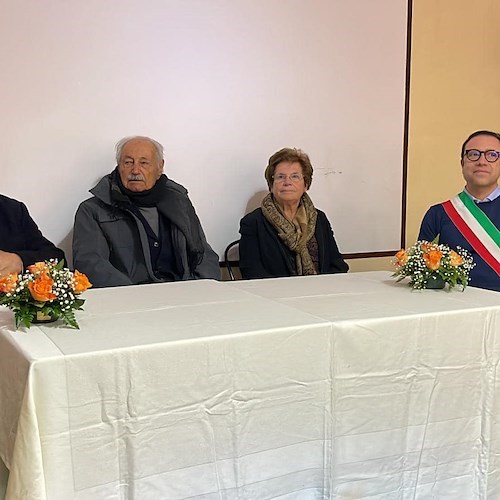 Sapri in festa per "nonno Antonio", l'ex carabiniere ed eroe di guerra compie 101 anni 
