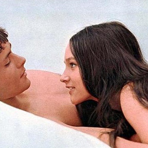 «Scene di nudo da minorenni»: gli attori di "Romeo e Giulietta" di Zeffirelli chiedono risarcimento da 500 milioni 
