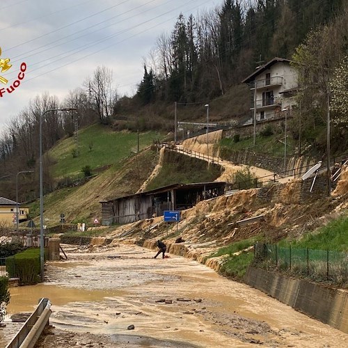 Scoppia tubazione, valanga d'acqua su Ardesio: famiglie evacuate 