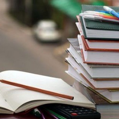 Scuola secondaria, a Positano contributo per acquisto libri di testo 2022/2023. ECCO COME FARE