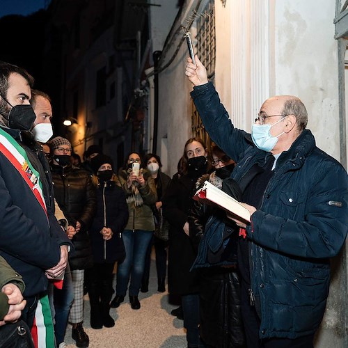 Segnali di normalità ad Amalfi: riaperta Via Annunziatella, statua San Biagio fa ritorno nella sua Chiesa