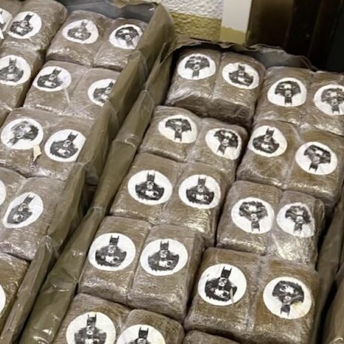 Sequestro record a Marsala: recuperati oltre 670 kg di hashish, arrestati scafisti per traffico internazionale