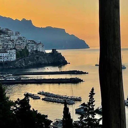 "Serenata Luntana", ad Amalfi ritorna il Concerto al tramonto. Protagonista l'Accademia Mandolinistica Napoletana