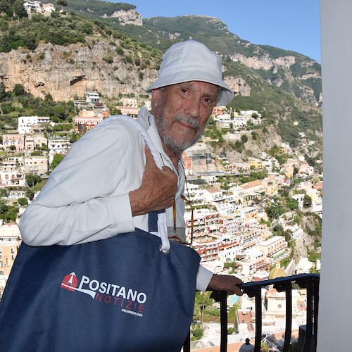 Si è spento Massimo Capodanno, Positano e la Costa d'Amalfi dicono addio all'amato fotoreporter