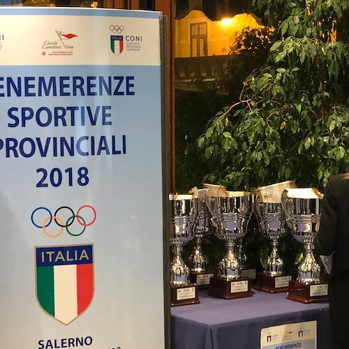Sindaco Michele De Lucia con assessore Antonino Di Leva per ritirare il premio "Sport in Comune"