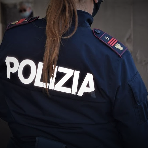 Smantellato giro di pedopornografia: 3 arresti, c'è anche un prete della Campania