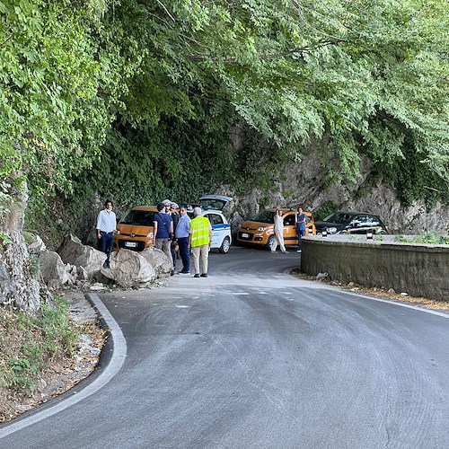 Smottamento al Valico di Chiunzi, riapertura strada in tempi record: la soddisfazione del Distretto Turistico Costa d'Amalfi