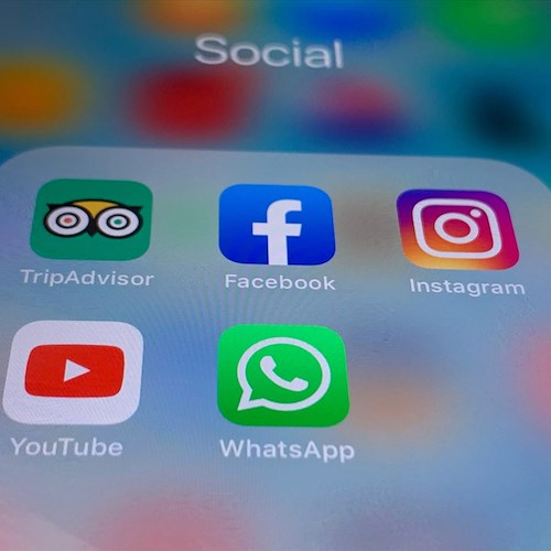 Social Network Down: Facebook, Whatsapp e Instagram non funzionano 