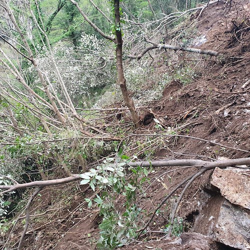 Sopralluogo su Valle delle Ferriere dopo frana, Sindaco di Scala e Genio Civile: «Necessario intervenire senza alcun indugio»