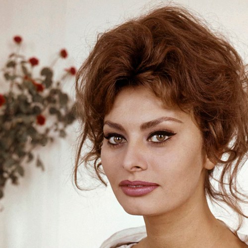 Sophia Loren <br />&copy; Sophia Loren - Official