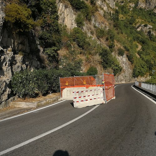 Strada chiusa a Tordigliano, ma i new jersey sbarrano soltanto una corsia