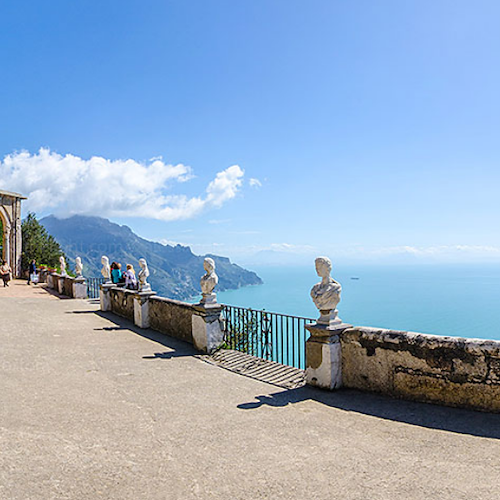 Su “Vogue” il racconto di un meraviglioso viaggio tra Positano e Ravello