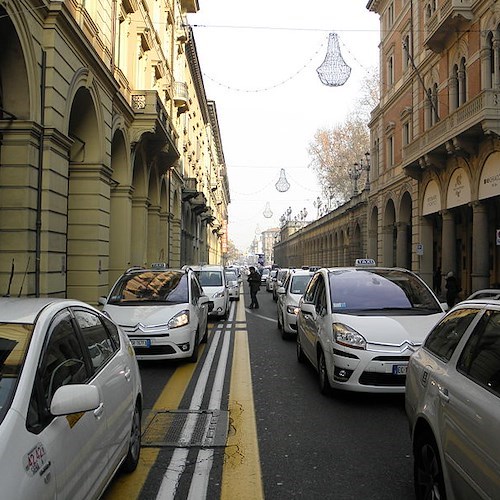 Taxi, stralciato articolo 10 del ddl concorrenza. I sindacati unitari: grazie a tutti 