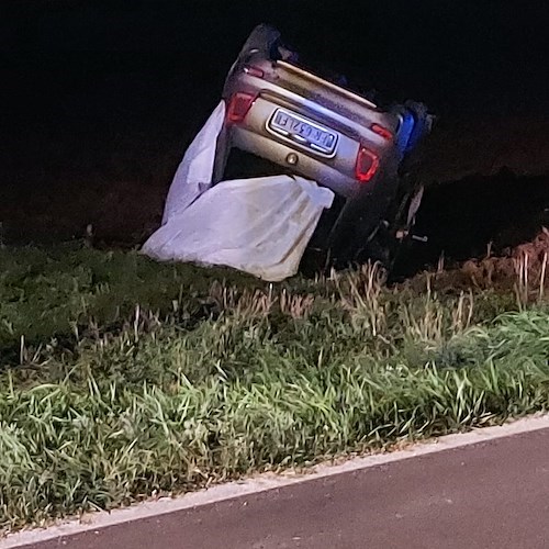 Teggiano. Tragico incidente, tre auto coinvolte: muoiono due ragazzi di Polla