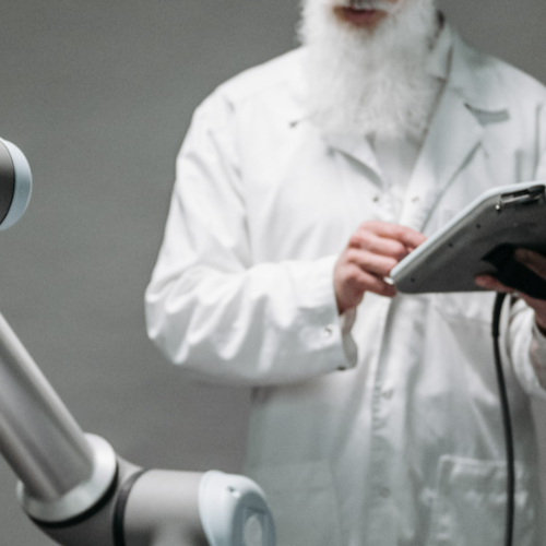 Tivoli, rubano robot medico da oltre un milione di euro per malati di tumore: 4 arresti 