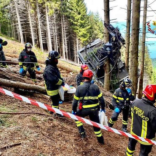 Tragedia funivia Stresa-Mottarone: arrestate tre persone per non aver volontariamente attivato il freno