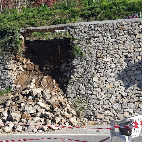 Tramonti, crolla parte della SP2 al bivio di Campinola: vi erano stati fatti i lavori qualche mese fa