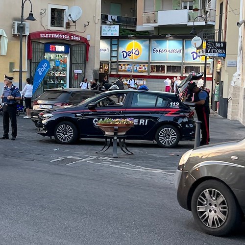 Trovato in possesso di semi e piantine di marijuana: denunciato giovane di Maiori
