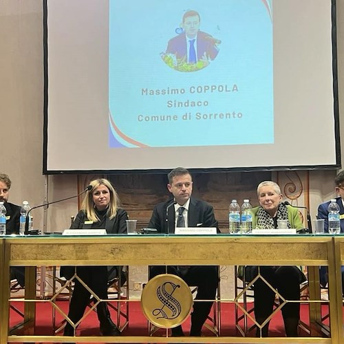 Turismo, con il "Progetto 10 Comuni" il sindaco Coppola porta in Senato l'esperienza di Sorrento