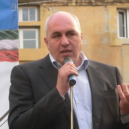 Ucraina, Conte: "No all'escalation militare e nostri interessi strategici non possono essere appiattiti su Usa"