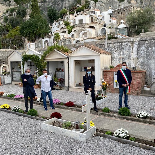 Un 2 novembre insolito anche a Positano. Niente Messa al Cimitero, ma benedizione in “forma privata”