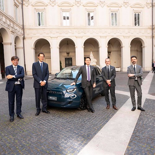 Un'icona italiana abbraccia la transizione energetica, presentata la Nuova Fiat 500 "full electric"