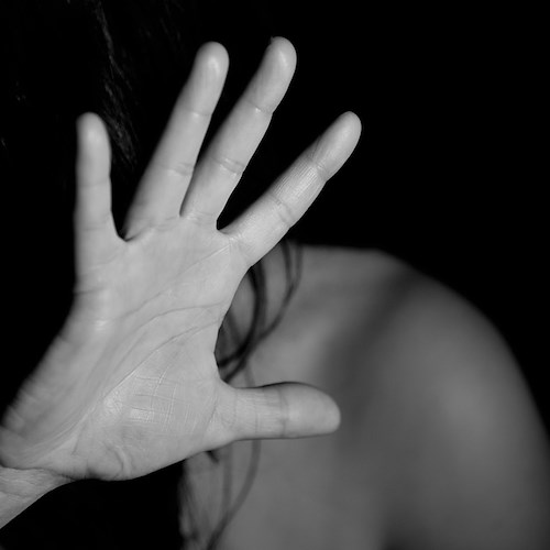 “Un posto occupato”, Piano di Sorrento aderisce alla campagna di sensibilizzazione contro la violenza di genere