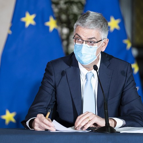 Vaccini, Brusaferro annuncia probabile terza dose. Poi rivela regioni in zona bianca