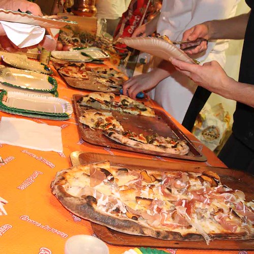 Vico Equense diventa pizzeria a cielo aperto, successo per la tre giorni di "Pizza a Vico"