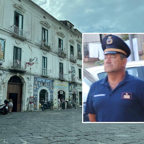 Vietri sul Mare: a Valter Belmonte intitolata sala del Comando Polizia Municipale, il luogotenente salvò quattro persone in mare