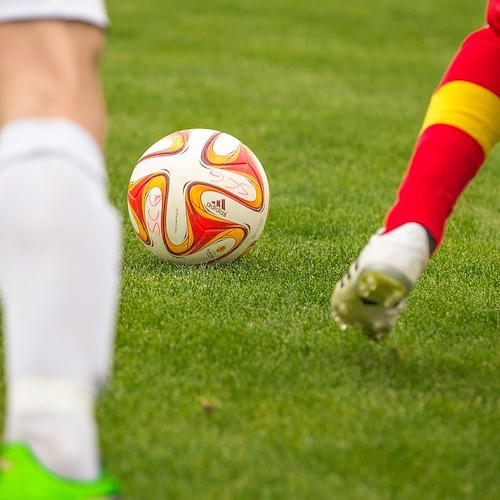 Violenza sessuale di gruppo su studentessa statunitense, arrestati due calciatori del Livorno