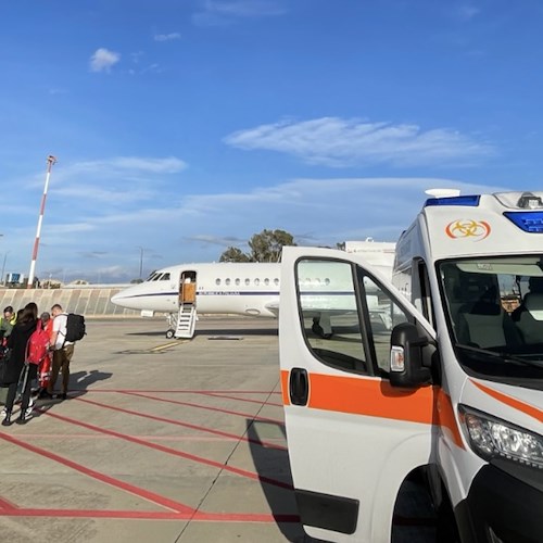 Volo salva vita da Cagliari a Roma: Aeronautica Militare in soccorso di una bimba di <br />&copy; Aeronautica Militare